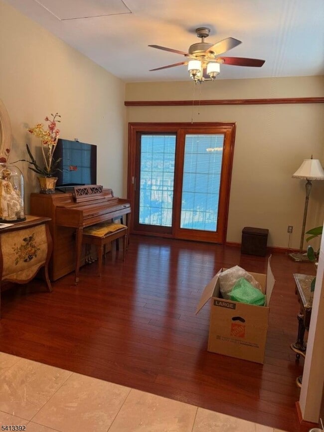 Photo - 424 Page Ave