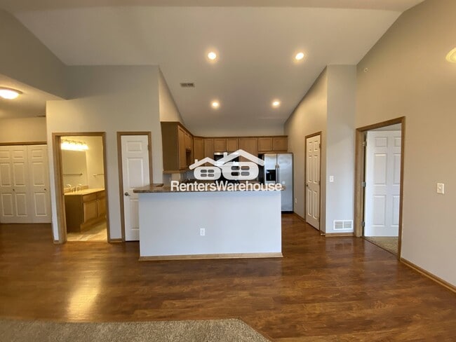 Photo - 2000 Meadow Ct Unidad 505