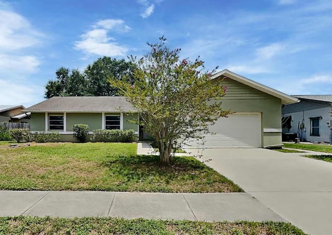 Building Photo - 3915 Meadow Creek Dr Rental