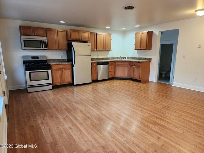 Photo - 3543 Carman Rd