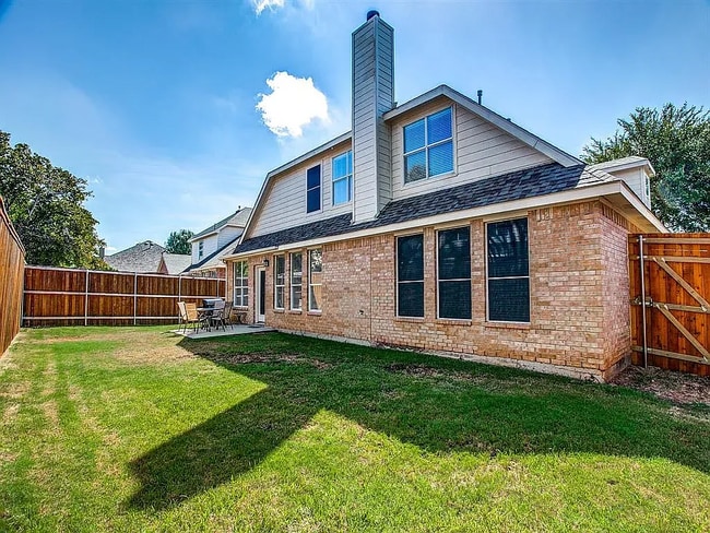 1205 Sheffield Dr