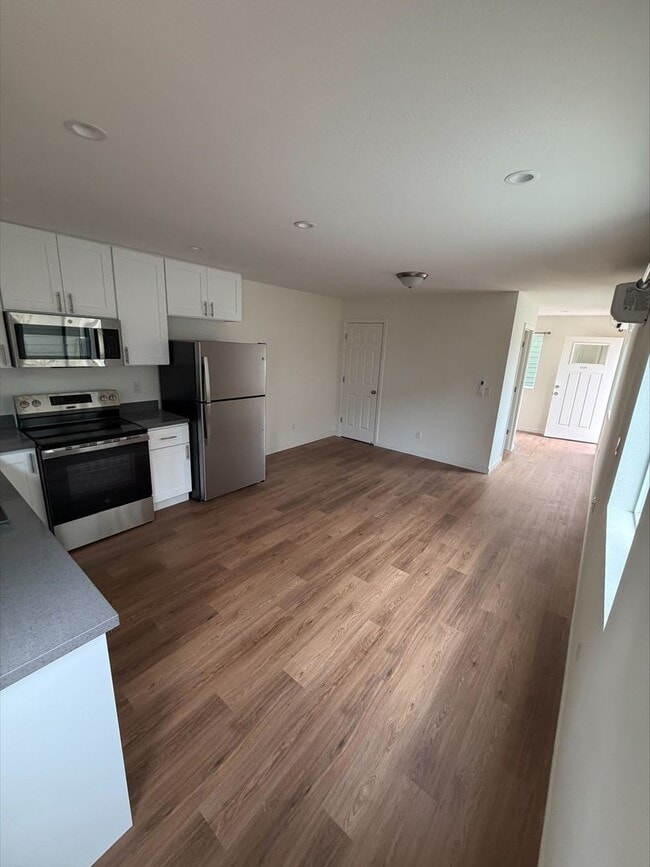 Building Photo - 4331-4337 Brookdale Ave. Unit 4335