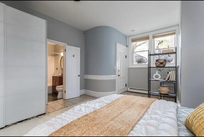 Building Photo - 351 Dorchester Ave Rental