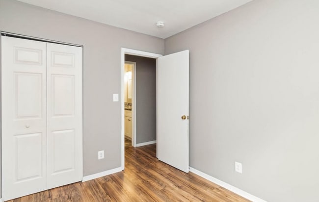 Photo - 412 N Washington St