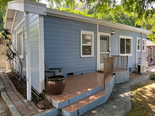 Photo - 2510 Glen Green St House
