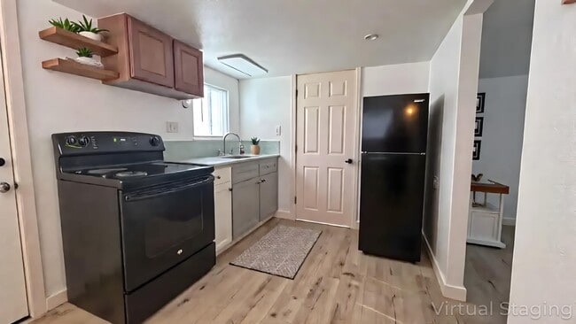 Photo - 4512 Pacific Way