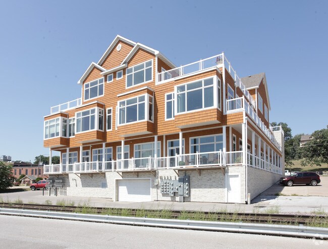 Photo - The Waters Edge