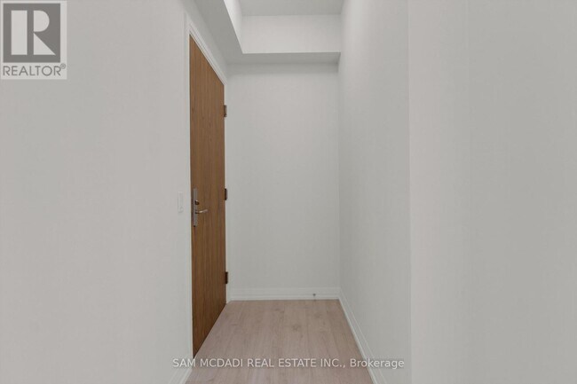 Photo - 27 Korda Gate Unité 809