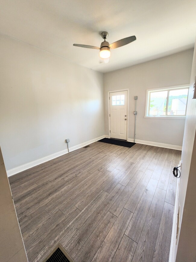 Photo - 6010 Butler St