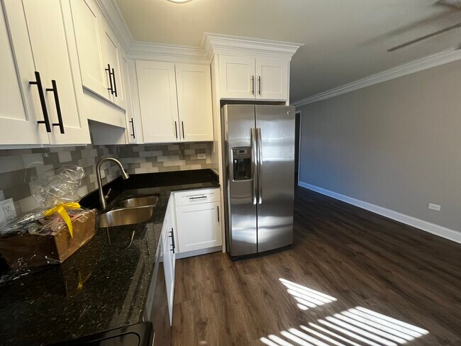 Photo - 4925 Fairview Ave