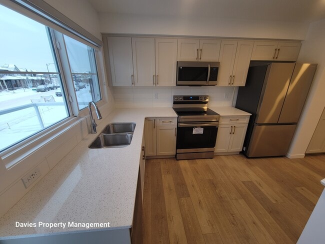 Photo - 1209 Keswick Dr SW