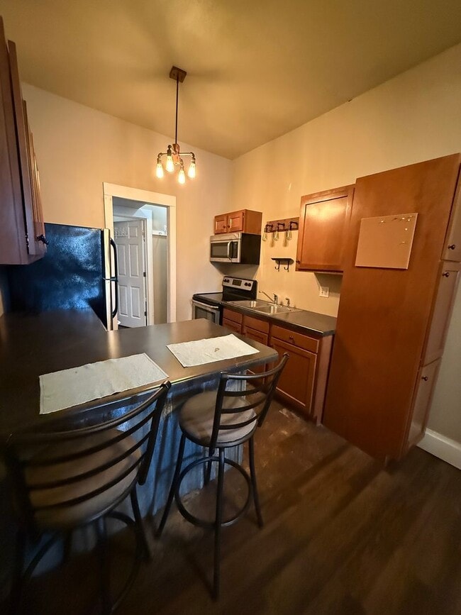 Photo - ADI - Superior Unit B