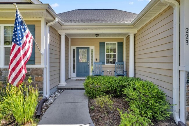 Photo - 223 Royal Tern Dr
