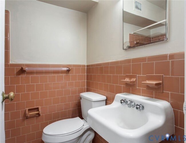 Photo - 2602 Grove Unit 3