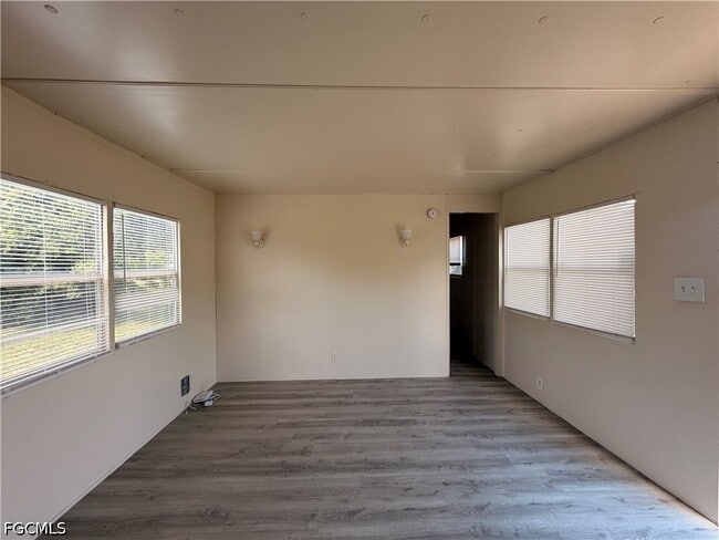 Photo - 7869 Suncoast Dr