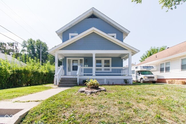 Building Photo - 1409 W Superior St Rental