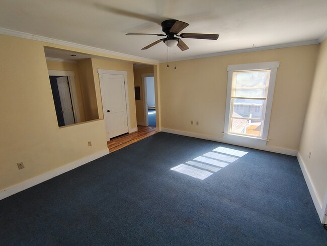 Photo - 178 River St