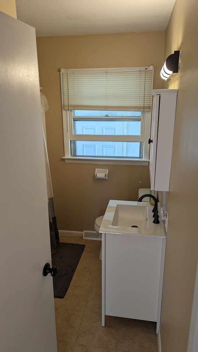 Photo - 732 Fairview Rd