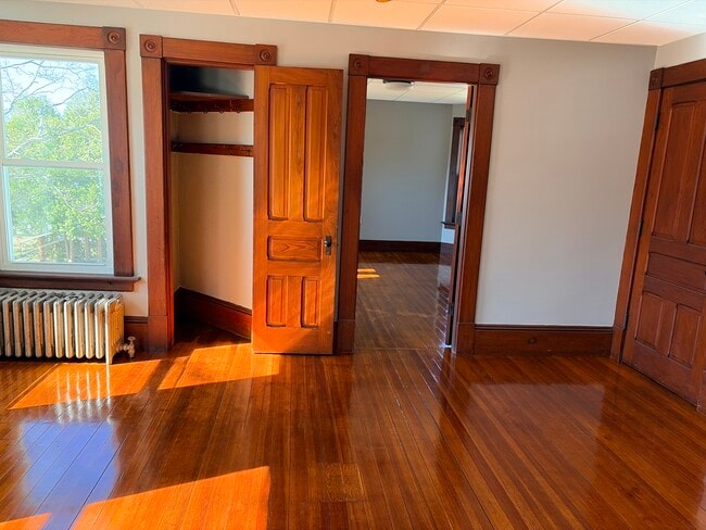 living room - 25 Elm St Unit 2