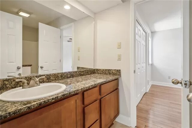 Photo - 350 Atalin St