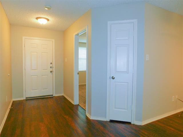 Photo - 5901 Thoroughbred Trail