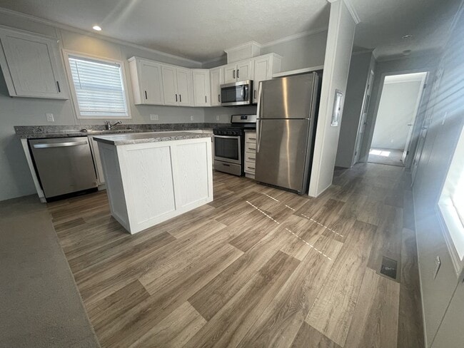 Photo - 15811 Croatia Dr