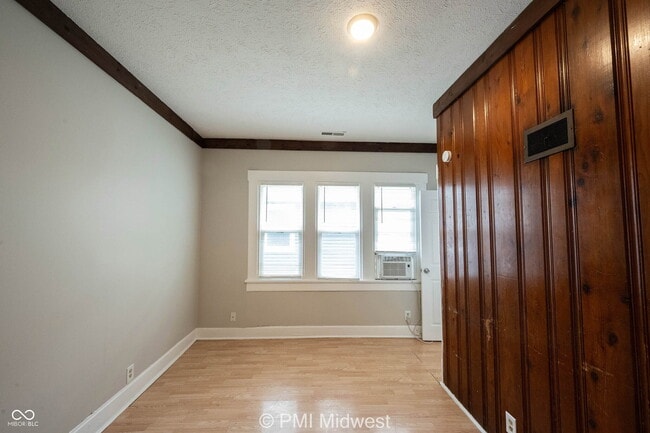 Photo - 521 N Gladstone Ave Unit B