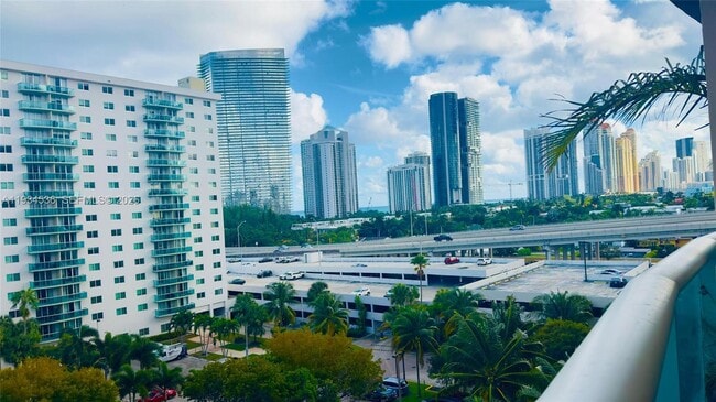 Photo - 19390 Collins Ave Unit 816