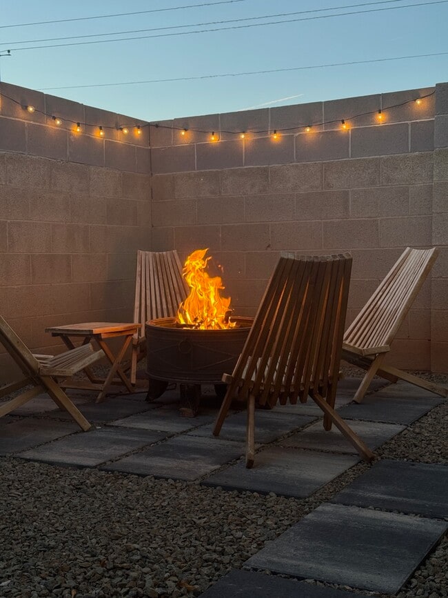 Photo - 652 Vancouver Rd SE Unit C