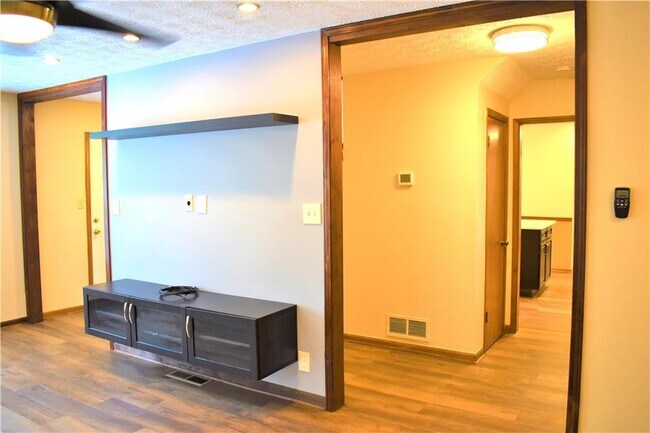 Photo - 2264 Post Oak Dr
