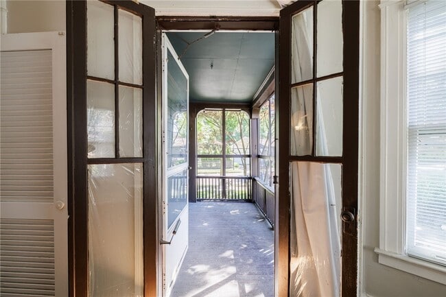 Photo - 420 Harvard St