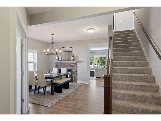 Photo - 5596 Orchard Cove