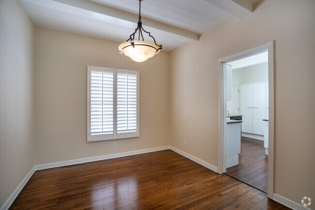 2 BR, 1.5 BA - Town House