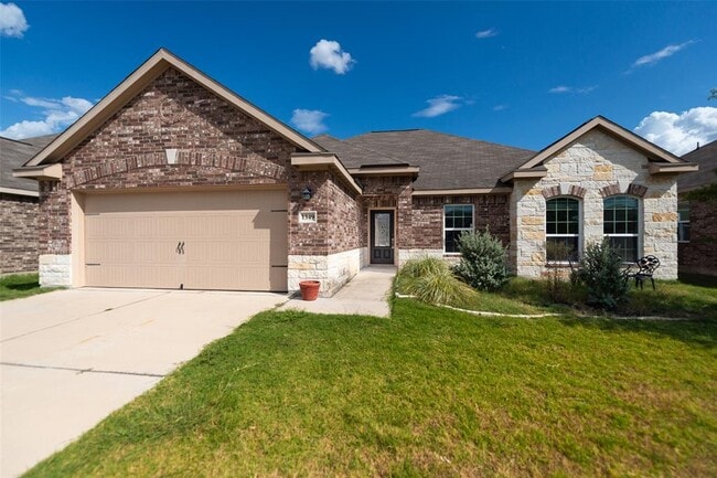 Building Photo - 1349 Twin Estates Dr Rental