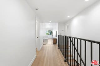 Photo - 324 S Elm Dr