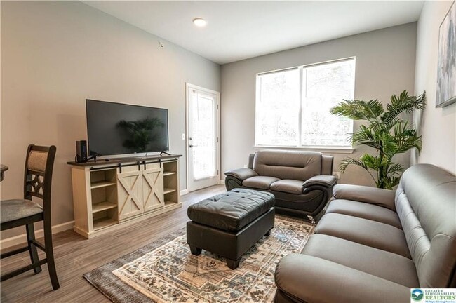 Photo - 948 N Front St Unit C-2