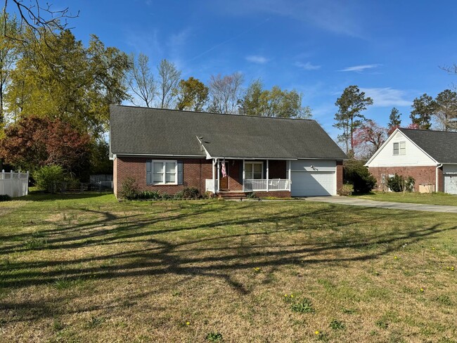 Photo - 5870 McDonald Rd