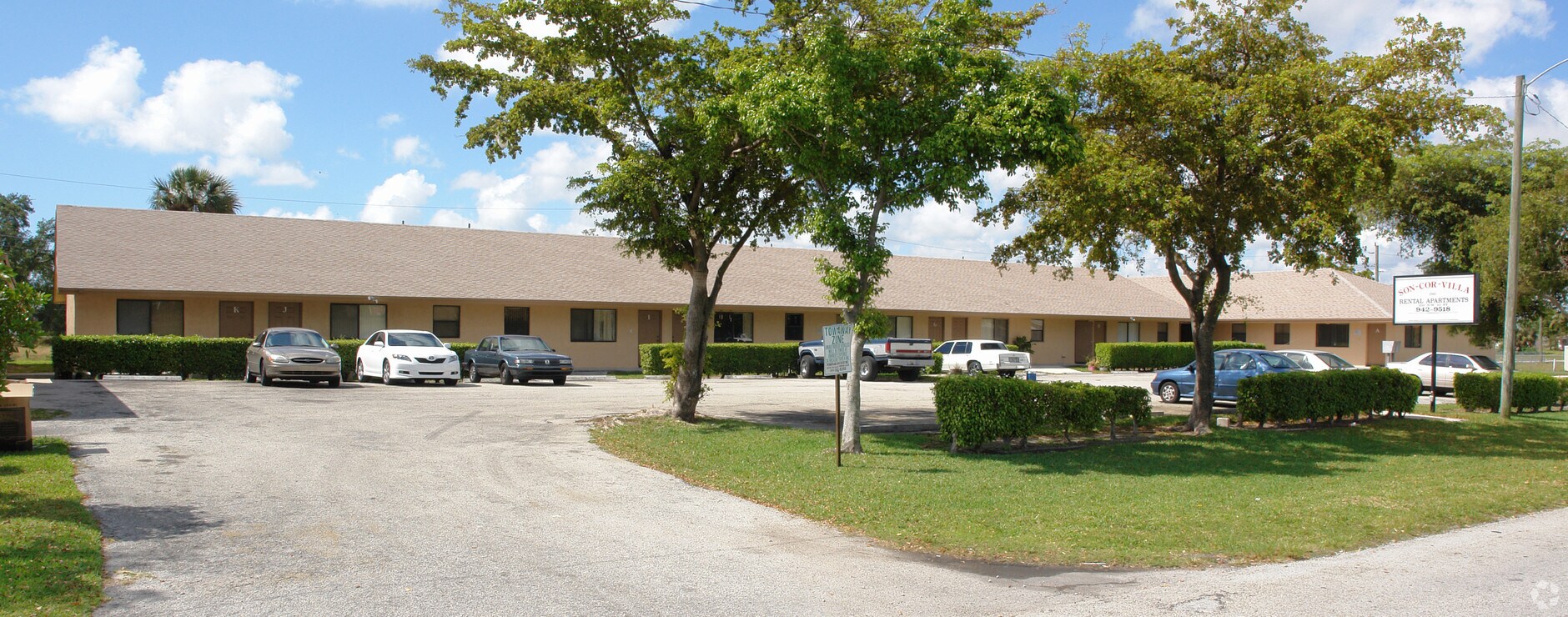 Photo - 350 NW 10th St
