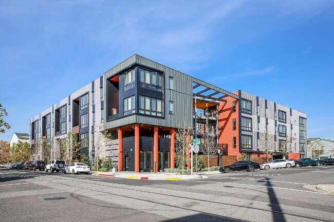 Building Photo - 401 Derby Rental