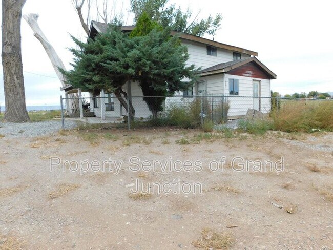 Photo - 1278-1215 15 Rd