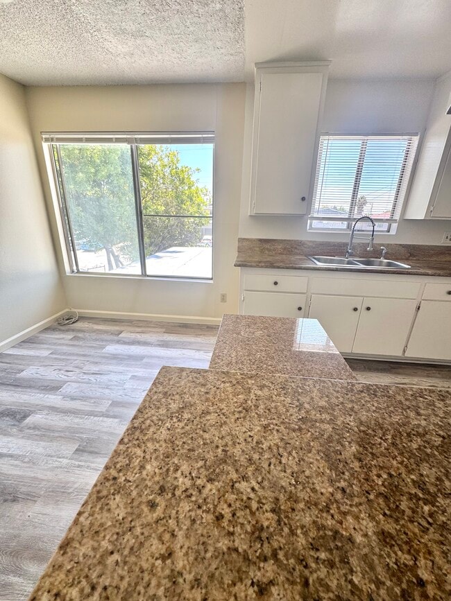 Building Photo - 7134 Westview Pl Unit Nadia Rental