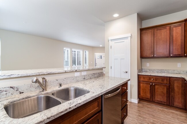 Photo - 1623 Burnside Pl Unidad A