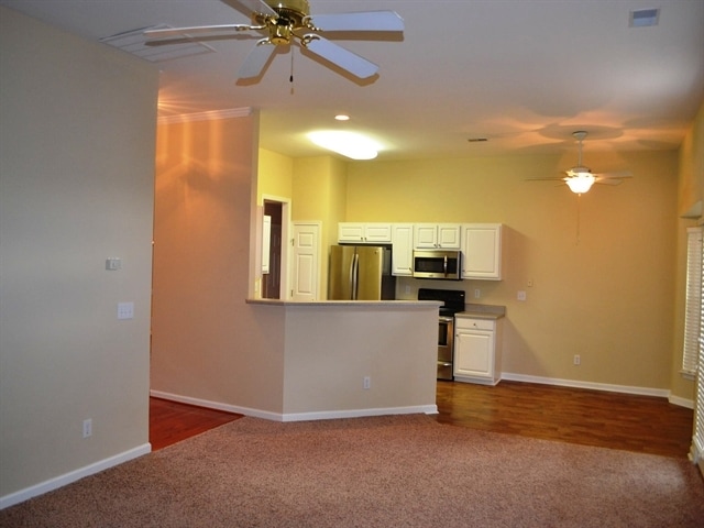Photo - 229 Highgate Cir