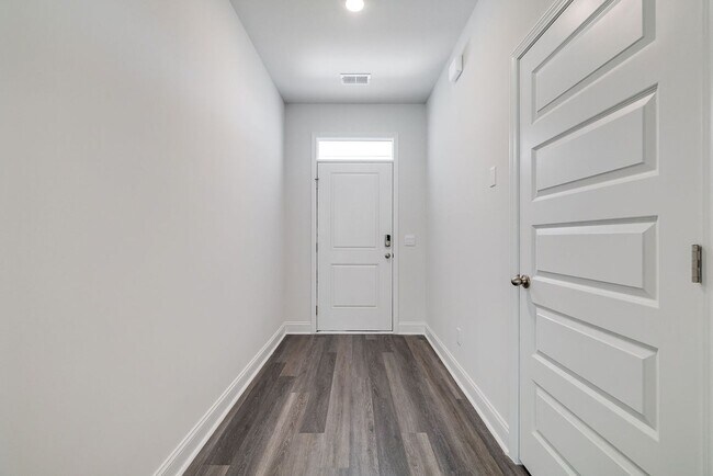 Photo - Beautiful 4BR Home in Woodland Trail – Top...