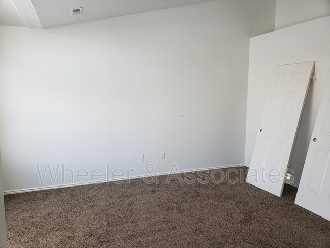 Photo - 3763 W 4525 S