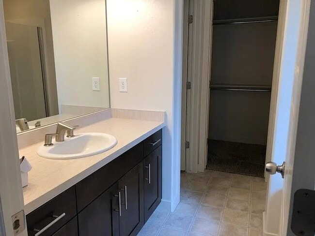 Photo - BEAUIFUL HOME!!!