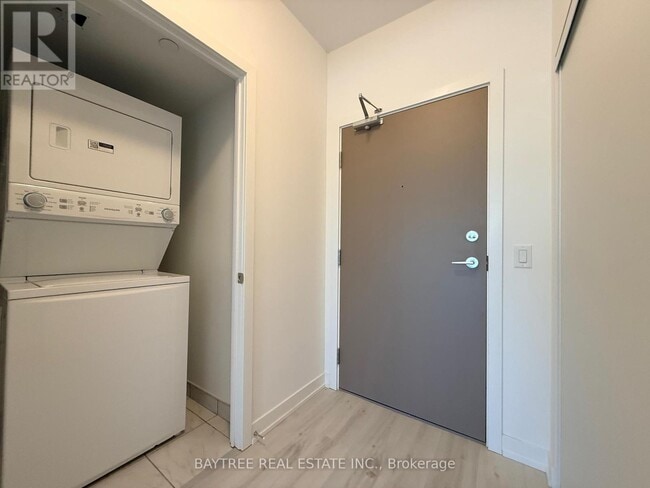 Photo - 1010 Sandy Beach Rd Unité 1603