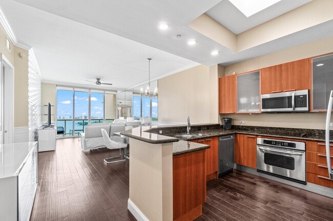 Photo - 2650 Lake Shore Dr Unit 2403