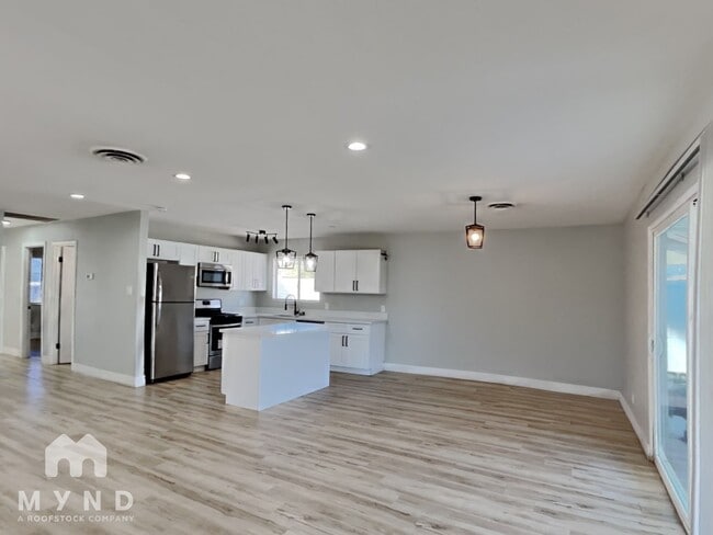 Photo - 3112 E Vegas Valley Dr