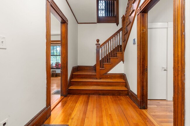 48 Auburn St